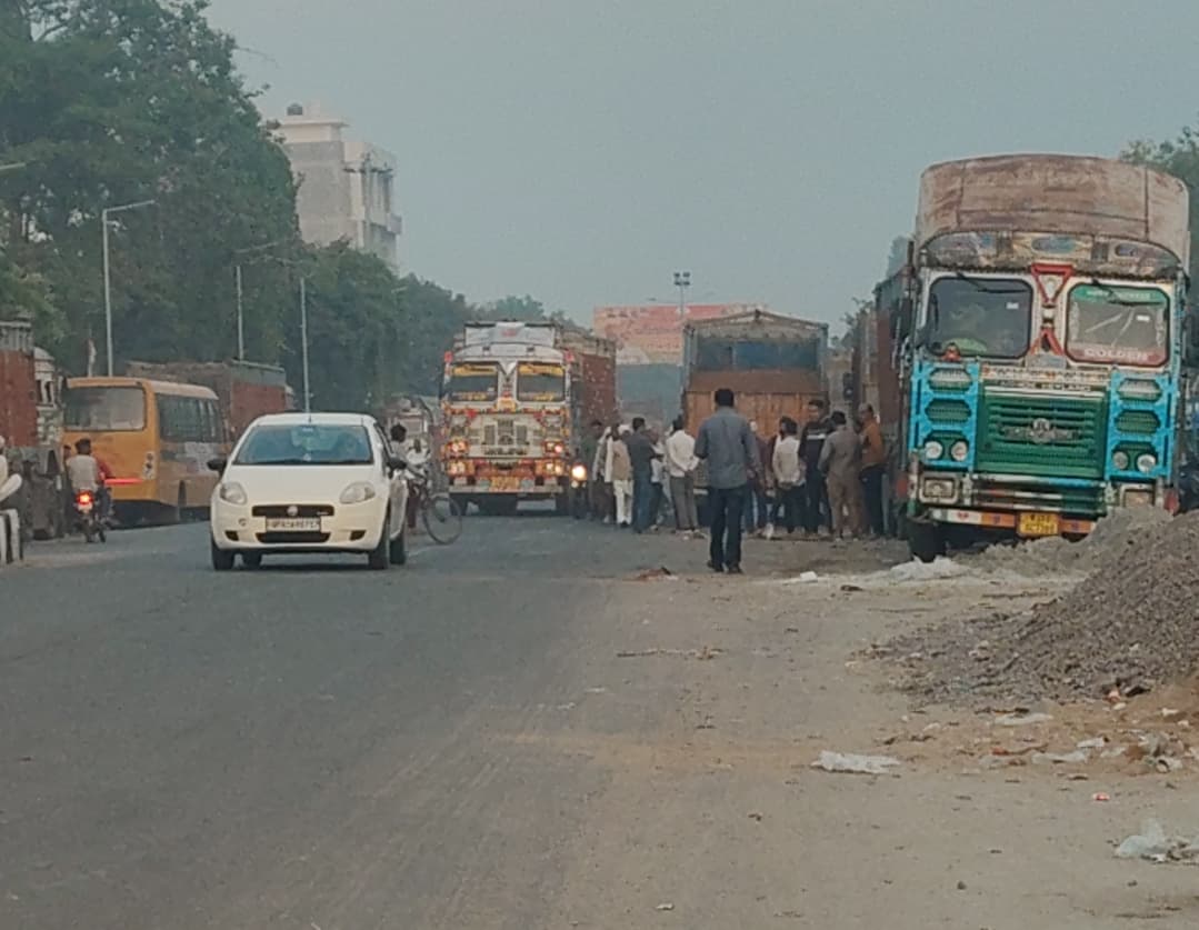 Alighar News: मुख्यमंत्री के आदेशों के बावजूद बन्नादेवी क्षेत्र में अतिक्रमण की भरमार
