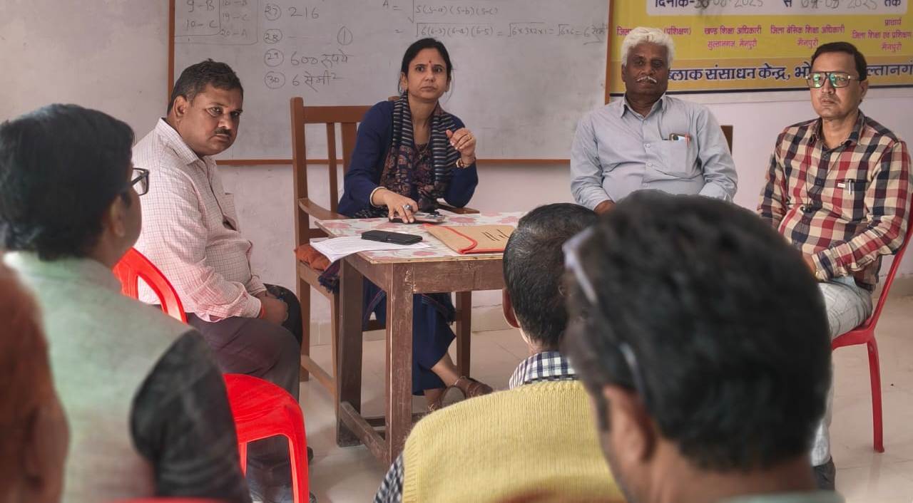 Mainpuri News:प्रत्येक बूथ के बीएलओ अपने कार्य को गंभीरता से लें एसआईआर की समीक्षा बैठक में एसडीएम ने दिए निर्देश